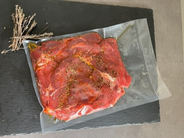 Basse côte de bœuf marinée aux herbes de Provence